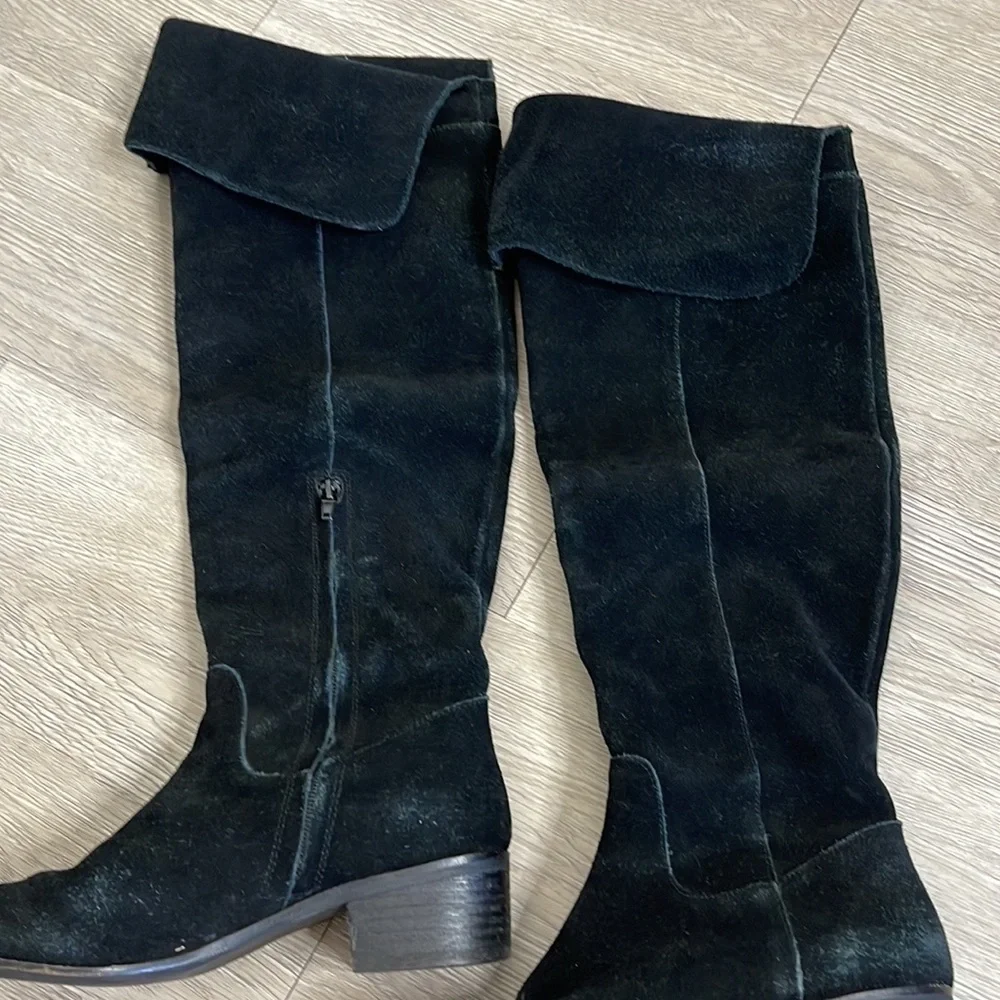 Steve Madden Black Suede Tyga Boots